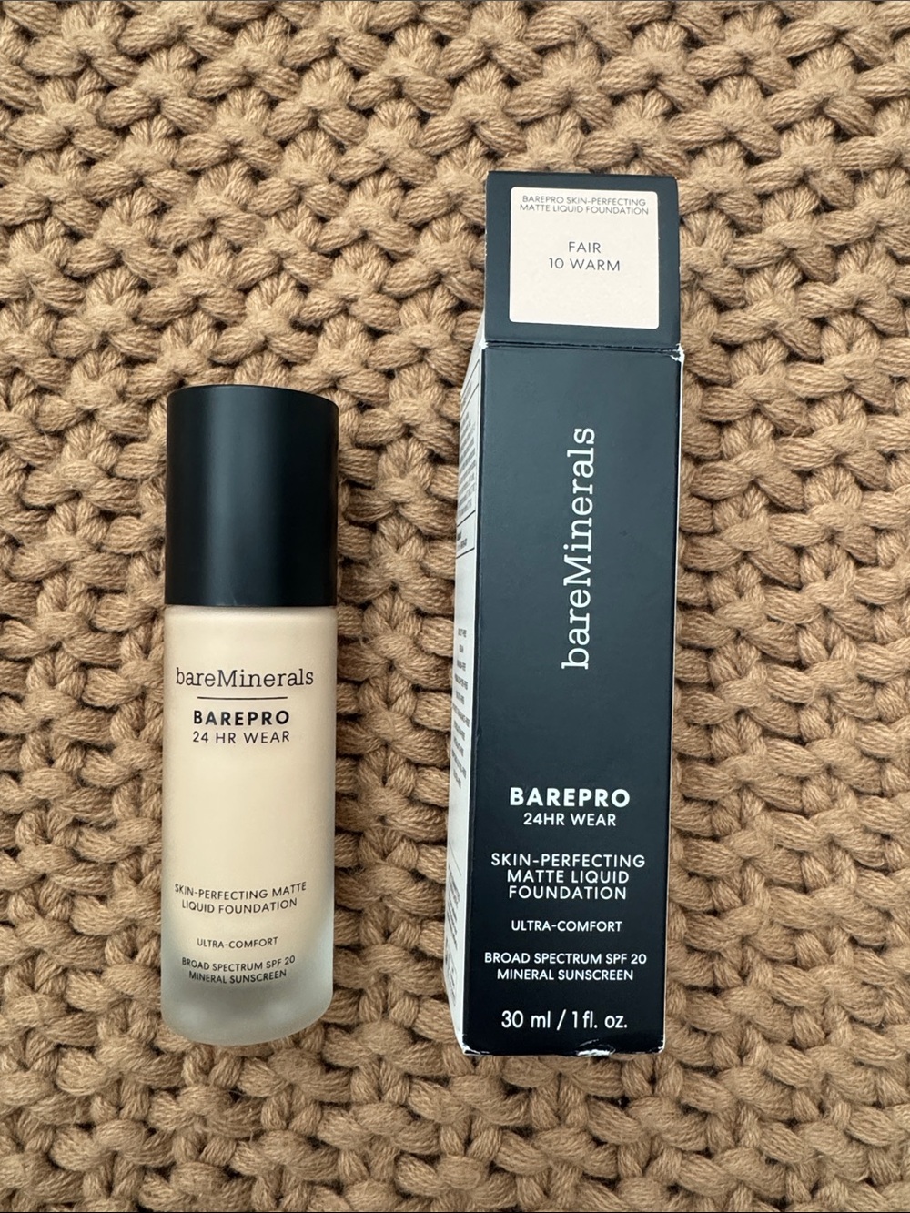 bareminerals Barepro 24HR Wear Matte Liquid Foundation Fair 10 Warm